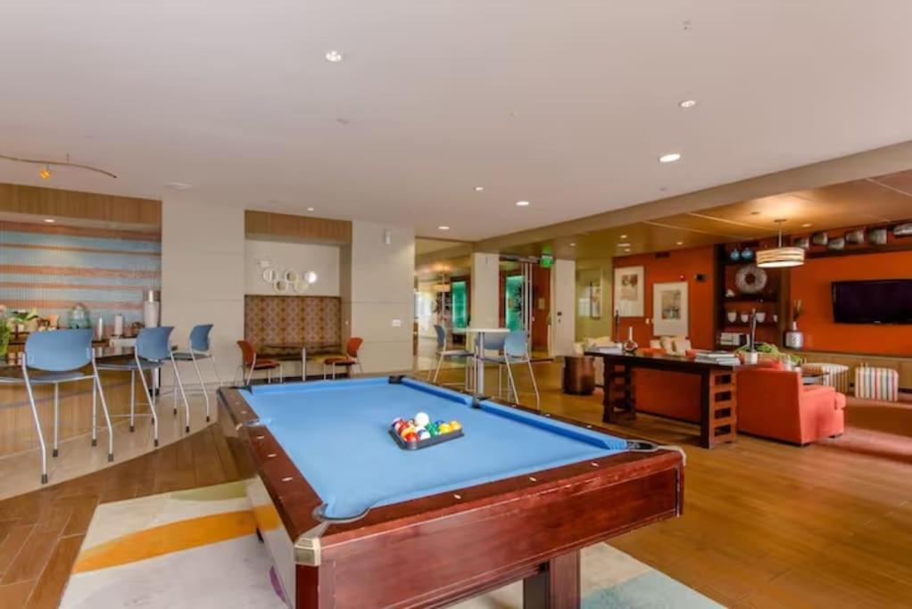 Chic 1Br Near Nrg With Pool Wifi Freeparking Apartman Houston Kültér fotó